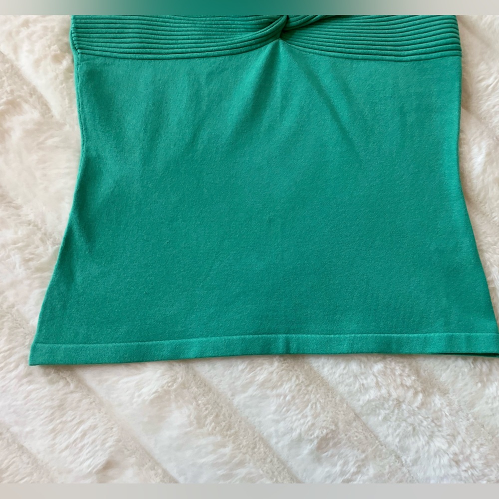 Caché top. - Picture 3 of 6